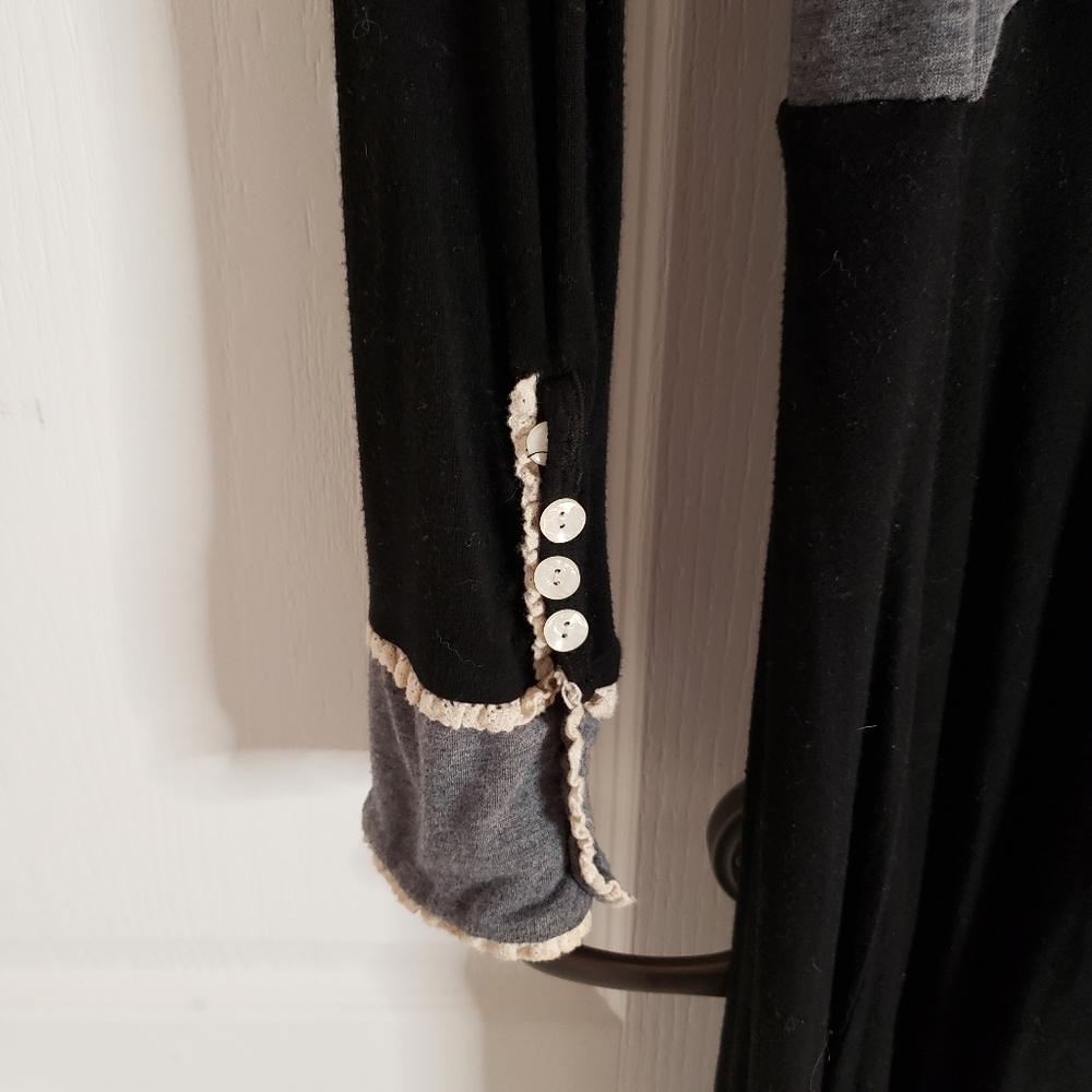Dress - Picture 2 of 3